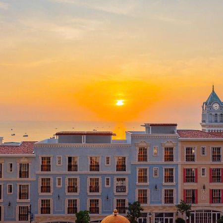 Sunset Sorrento Phu Quoc Aparthotel Exterior photo